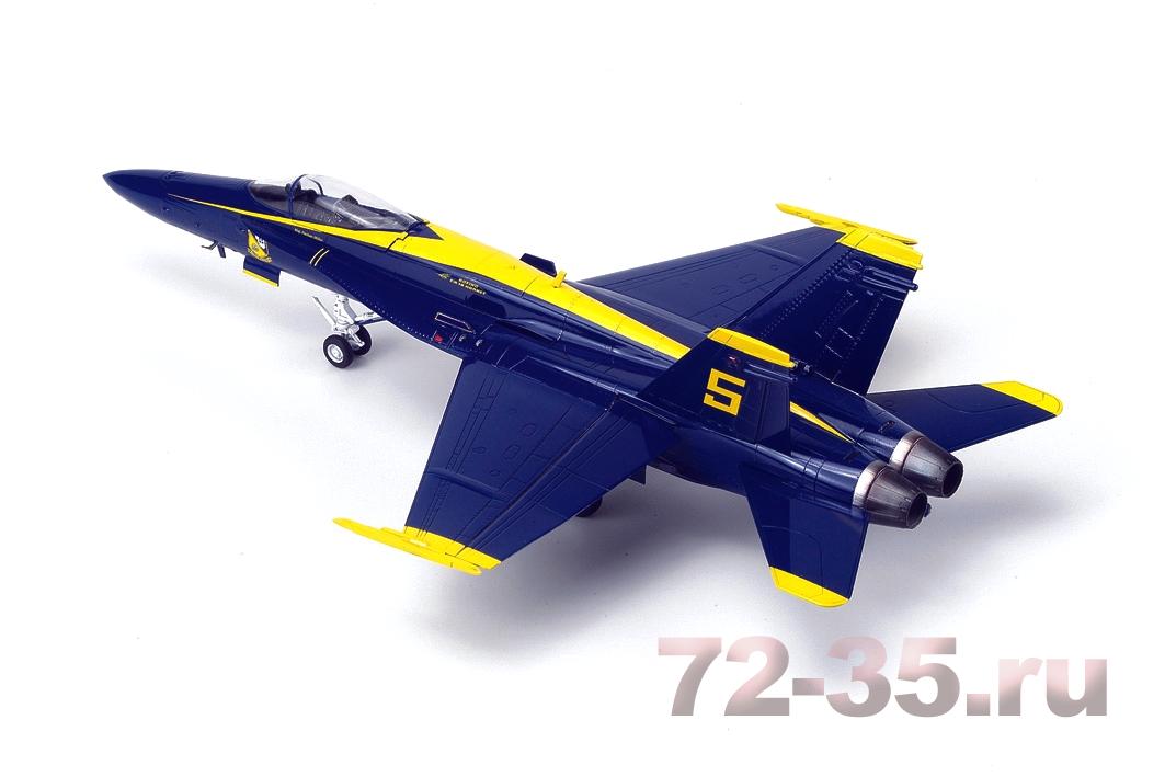 F/A-18A "Голубые ангелы" 12424hiobg_enl.jpg