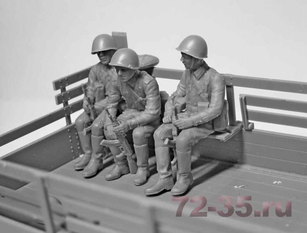 Советские военнослужащие в пути (1979-1991)(5 фигур) 1407837378_img_1846_enl.jpg
