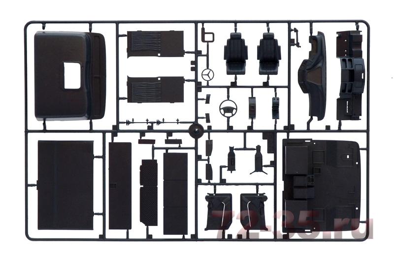 Седельный тягач MERCEDES BENZ Actros 1851 Blackliner MP3 3884_sprue3.jpg