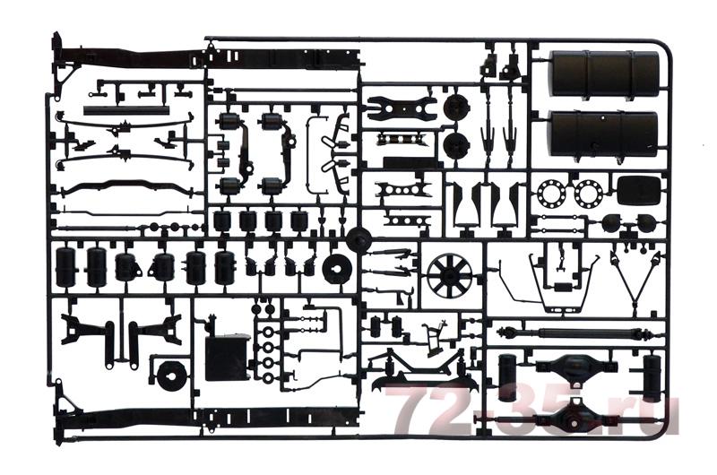 Седельный тягач MERCEDES BENZ Actros 1851 Blackliner MP3 3884_sprue4.jpg