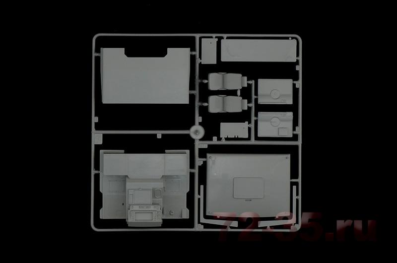 Грузовик VOLVO F-16 рефрижератор 3893_sprue5.jpg