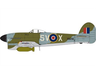 Самолет Hawker Typhoon IB A02041-B.jpg